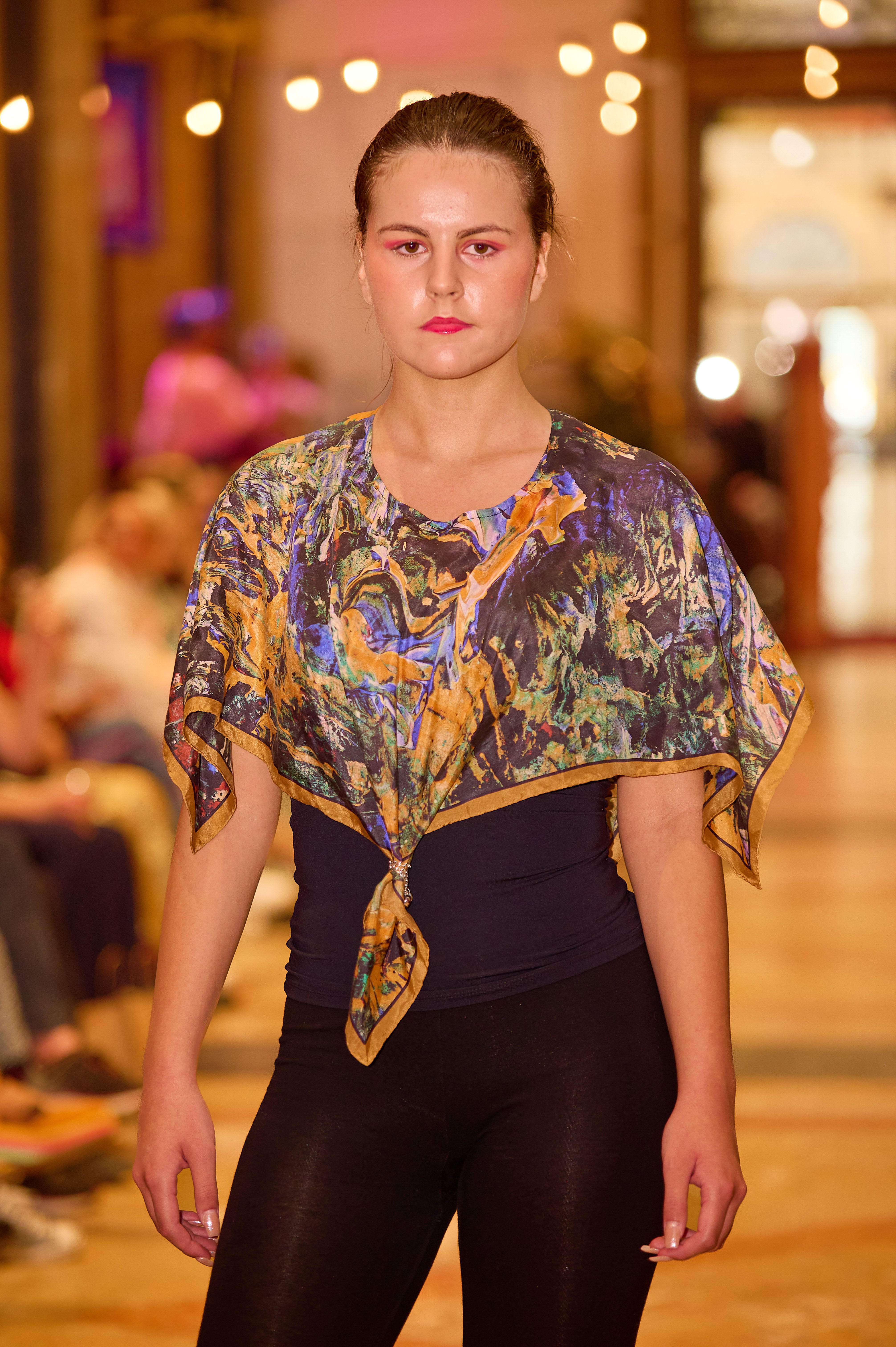 GOLDEN HORSE (GREEN) Luxury Art Apparel